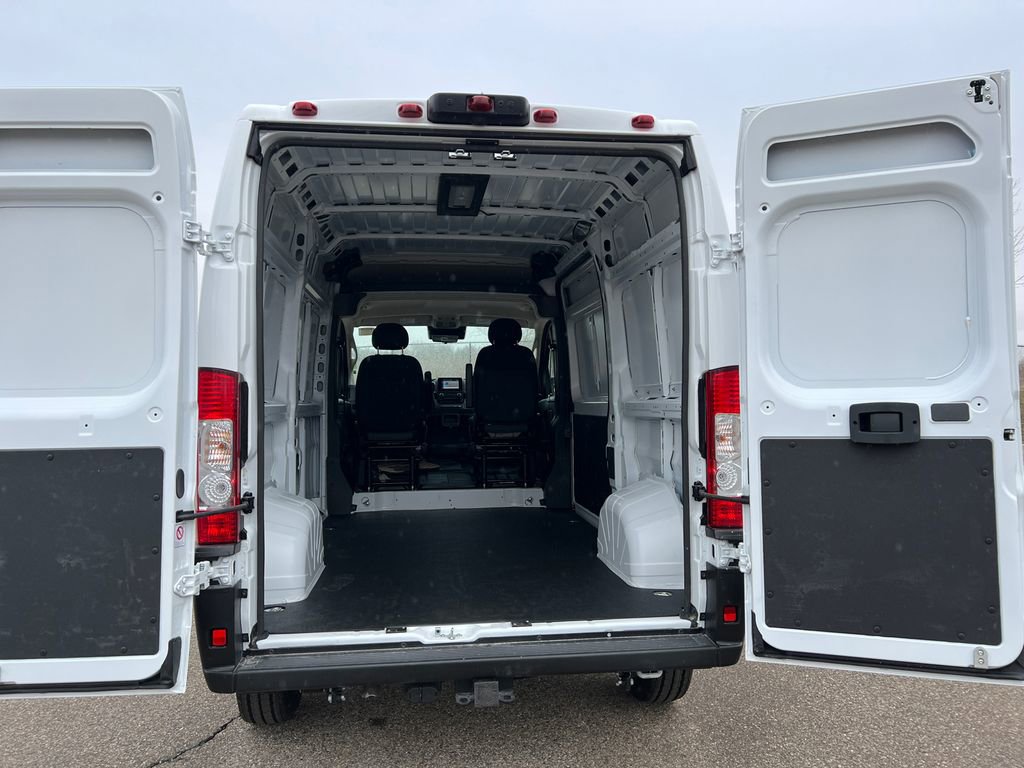 New 2026 RAM ProMaster 1500 w/ Convenience Group FWD image 13