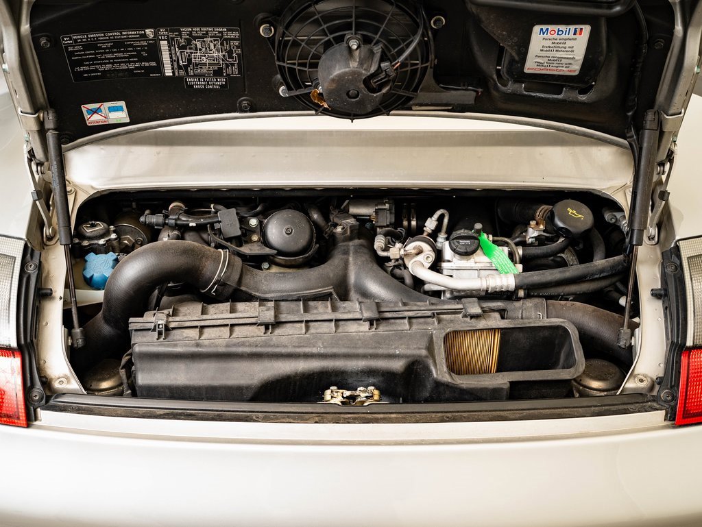 Used 2003 Porsche 911 Turbo image 24