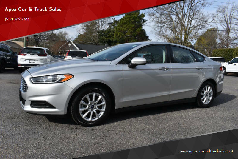 Used 2016 Ford Fusion S image 1