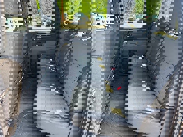 Used 2024 Chevrolet Silverado 2500 ZR2 w/ Technology Package image 10