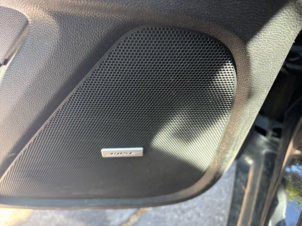 Used 2020 Chevrolet Traverse Premier w/ Redline Edition image 15