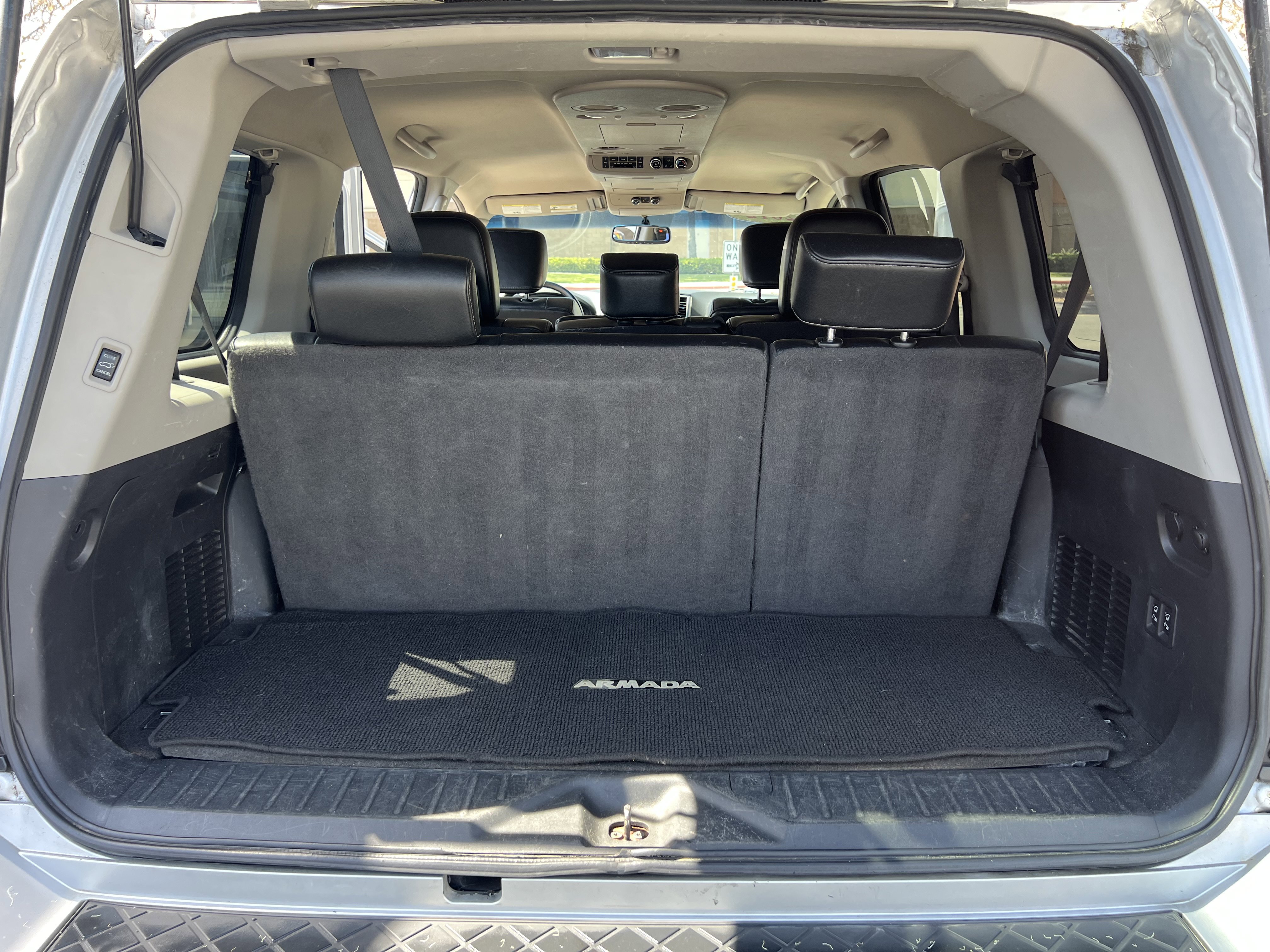 Used 2012 Nissan Armada SL RWD image 30