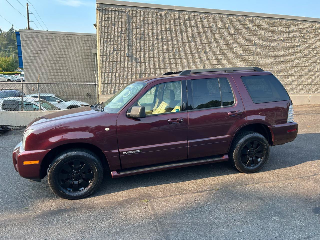Used 2007 Mercury Mountaineer AWD image 7