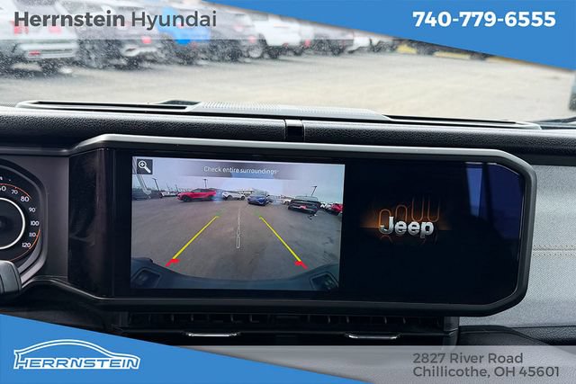 Used 2024 Jeep Gladiator Sport AWD/4WD image 18