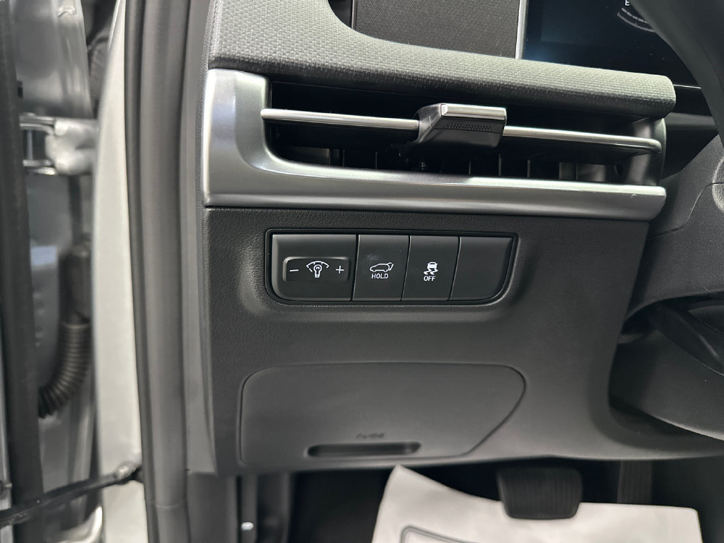 Certified 2025 Hyundai Tucson XRT FWD image 32