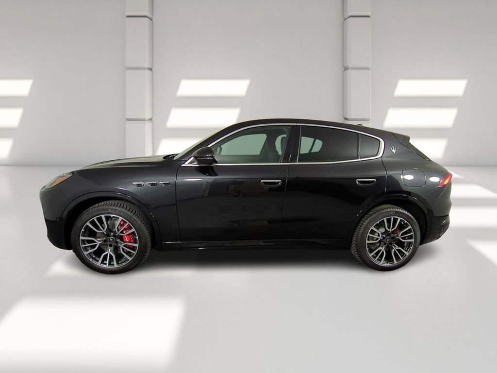 New 2025 Maserati Grecale GT image 7