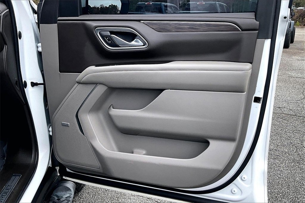 Certified 2021 Chevrolet Tahoe Z71 w/ Luxury Package image 24