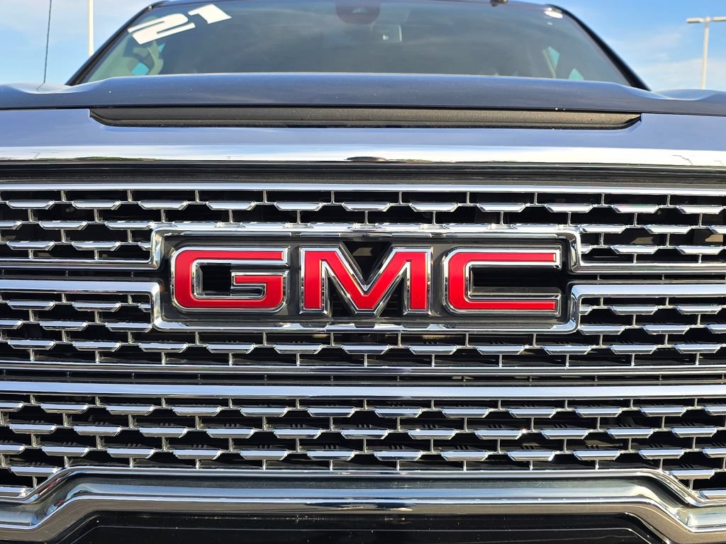 Used 2021 GMC Sierra 1500 Denali w/ Driver Alert Package II AWD/4WD image 35