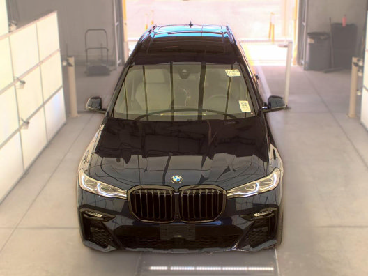 Used 2022 BMW X7 xDrive40i w/ M Sport Package AWD/4WD image 2