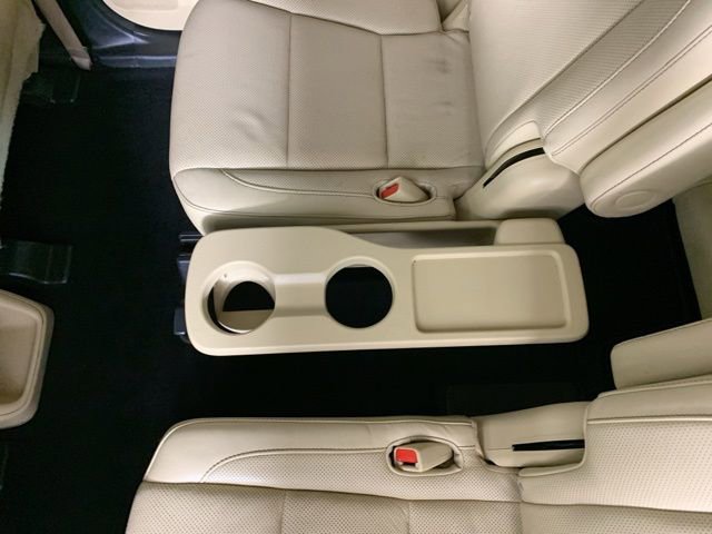 Used 2014 Toyota Highlander Limited image 36