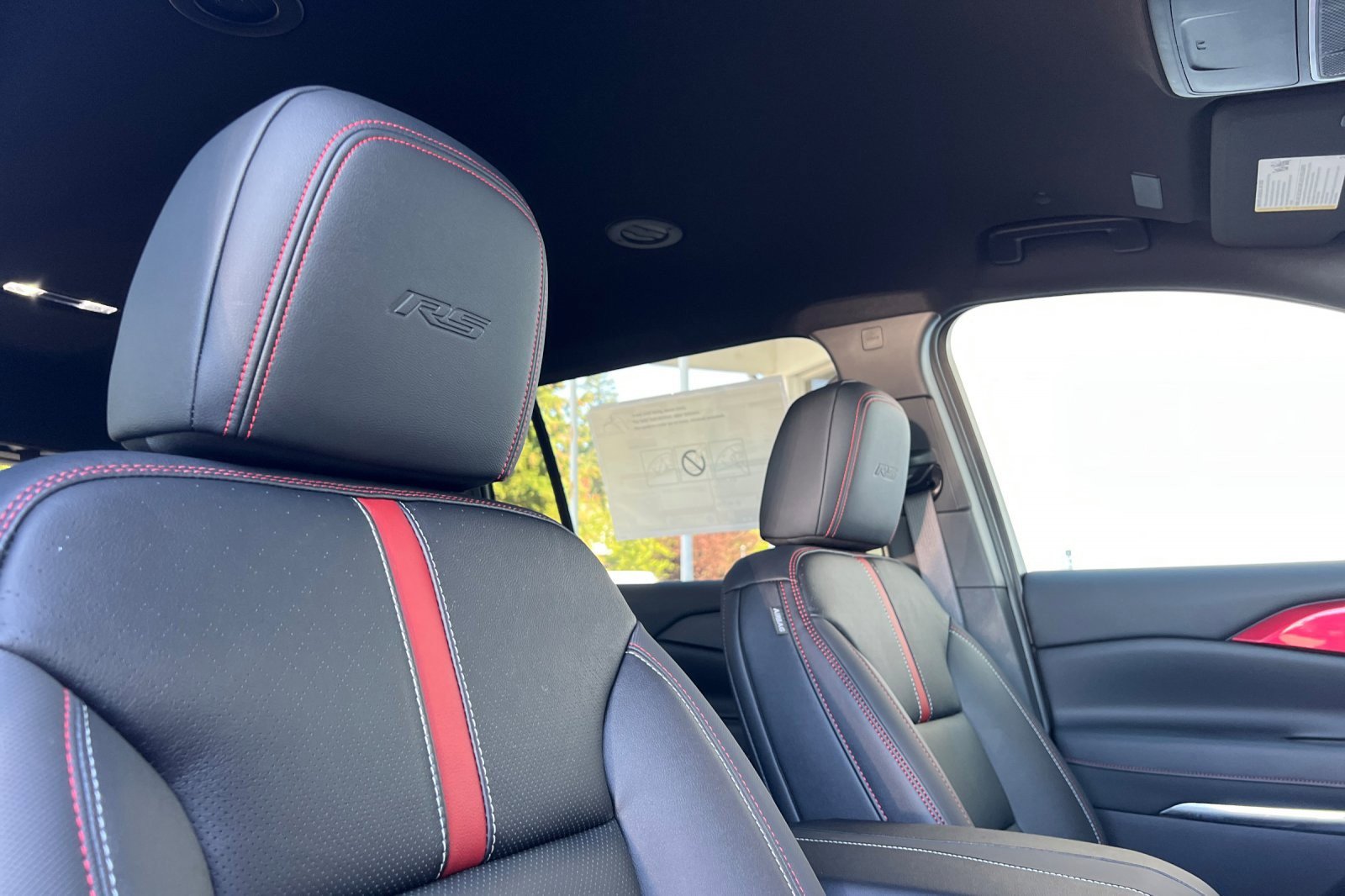 New 2026 Chevrolet Traverse RS w/ LPO, Floor Liner Package image 15