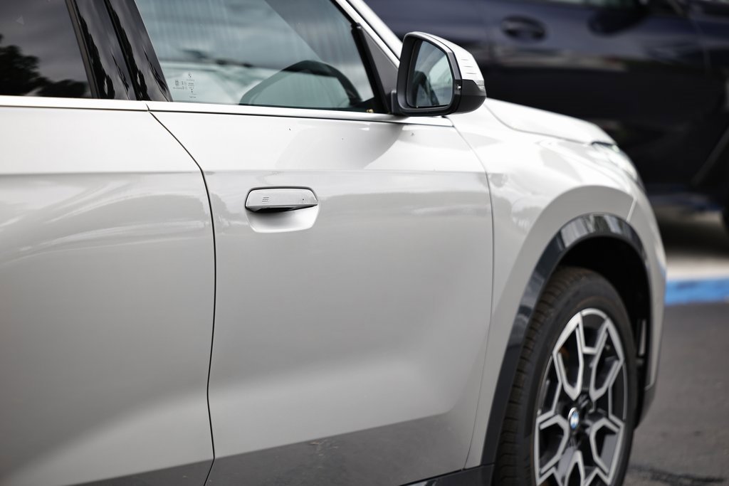 New 2026 BMW X1 xDrive28i w/ Convenience Package image 8
