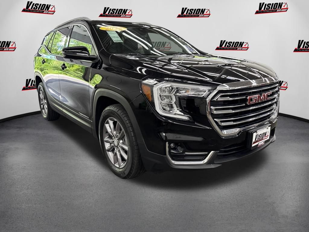 Used 2023 GMC Terrain SLT AWD/4WD image 3