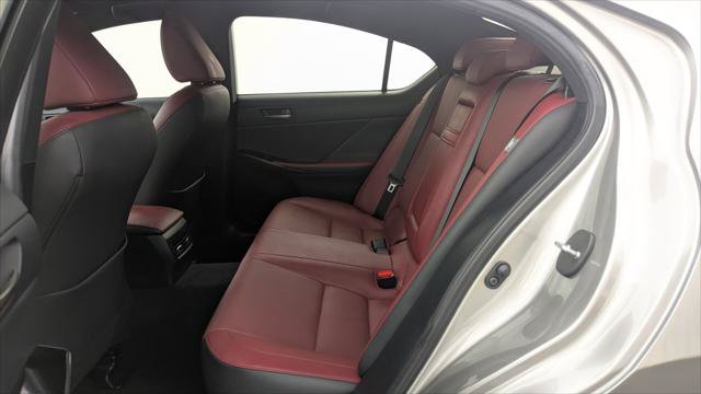 Used 2022 Lexus IS 300 RWD image 17