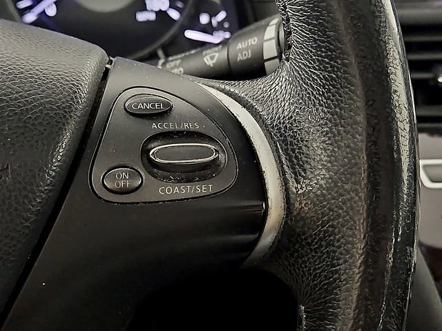 Used 2013 INFINITI M37 w/ Premium Pkg image 23