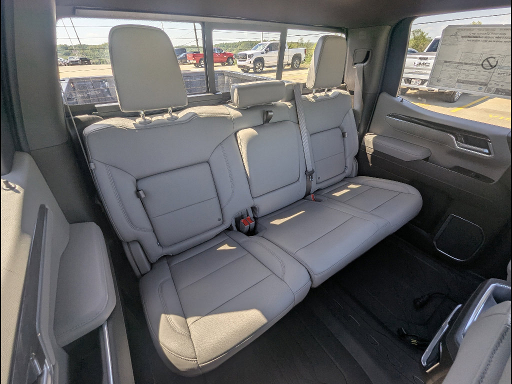 New 2026 Chevrolet Silverado 1500 LTZ w/ LTZ Convenience Package II AWD/4WD image 17