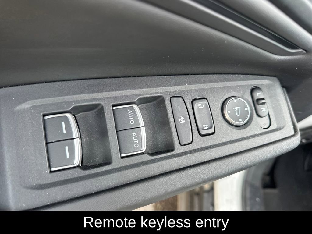 Used 2023 Honda Accord EX image 10