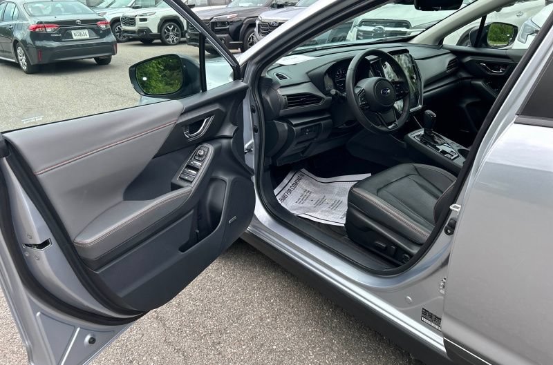 Certified 2024 Subaru Crosstrek 2.5i Limited w/ Crosstrek Mirror Package AWD/4WD image 5