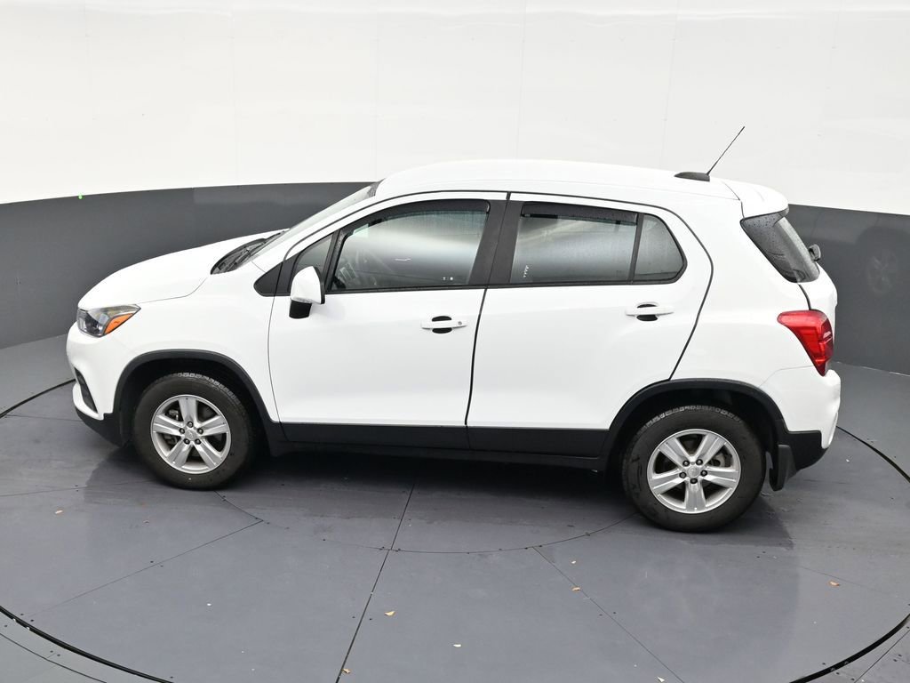 Used 2021 Chevrolet Trax LS AWD/4WD image 14