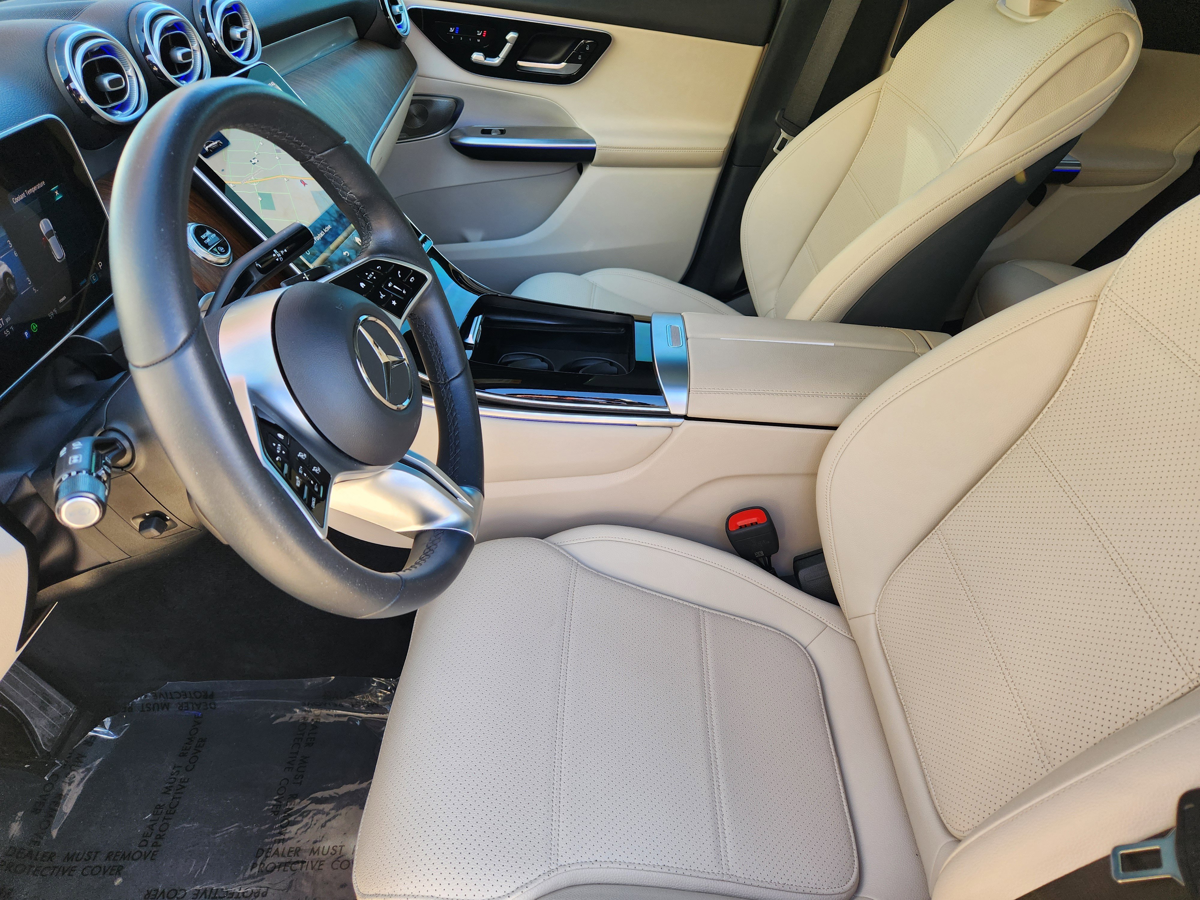 Used 2025 Mercedes-Benz GLC 300 300 image 11