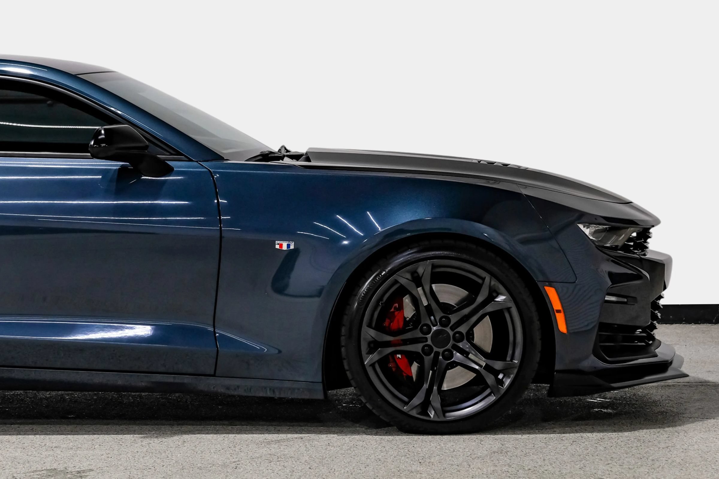 Used 2019 Chevrolet Camaro SS RWD image 15