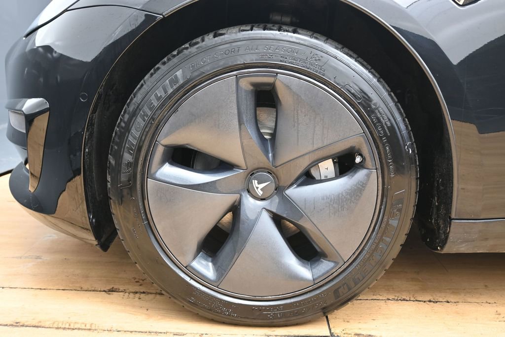 Used 2018 Tesla Model 3 Long Range image 11