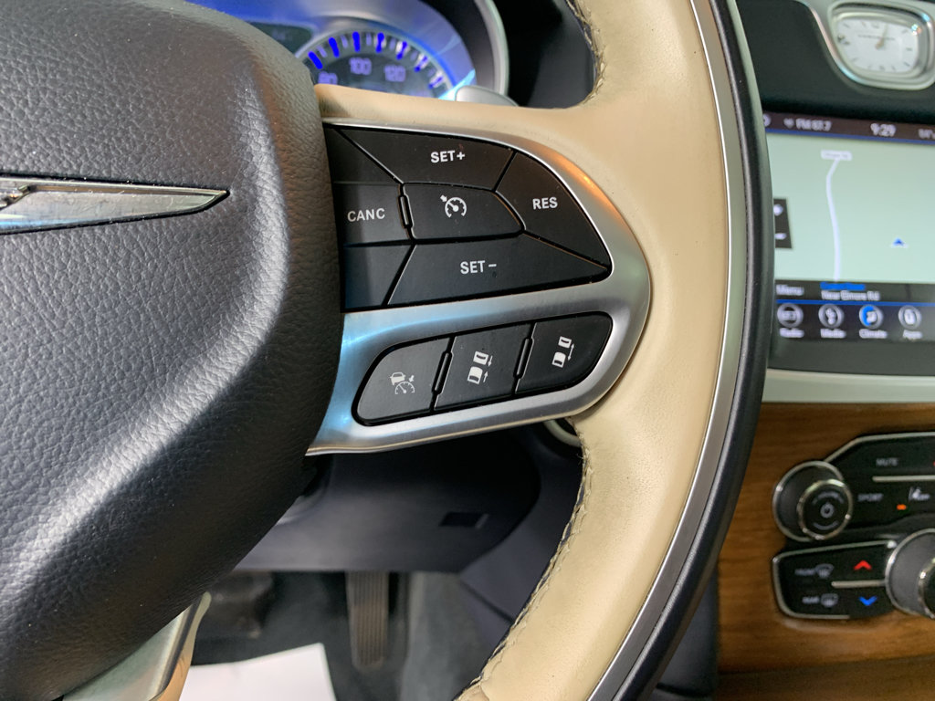 Used 2018 Chrysler 300 C w/ Sun, Sound & Nav Package RWD image 18