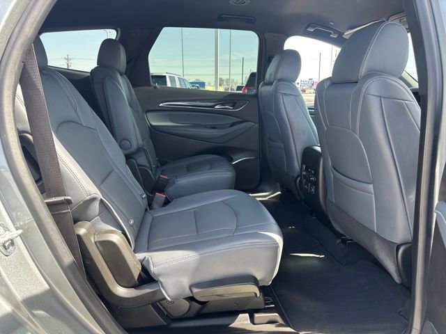 Used 2024 Buick Enclave Premium image 12