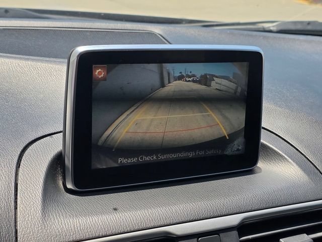 Used 2016 MAZDA MAZDA3 i Sport w/ Preferred Equipment Package FWD image 19