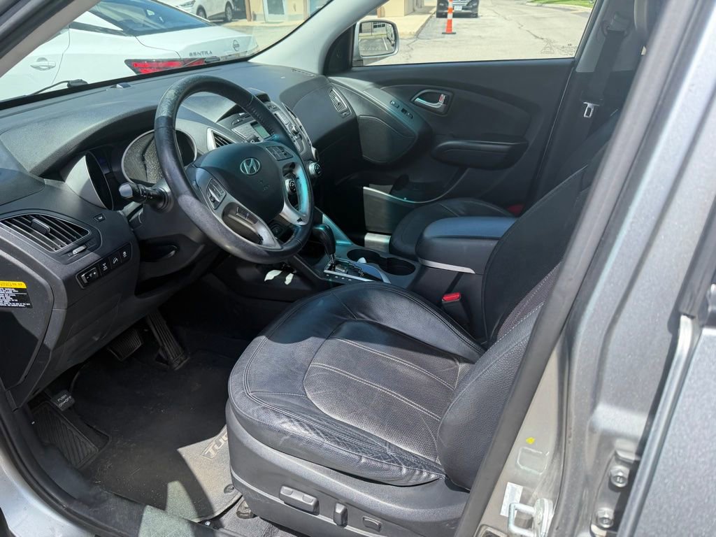Used 2013 Hyundai Tucson Limited AWD/4WD image 6