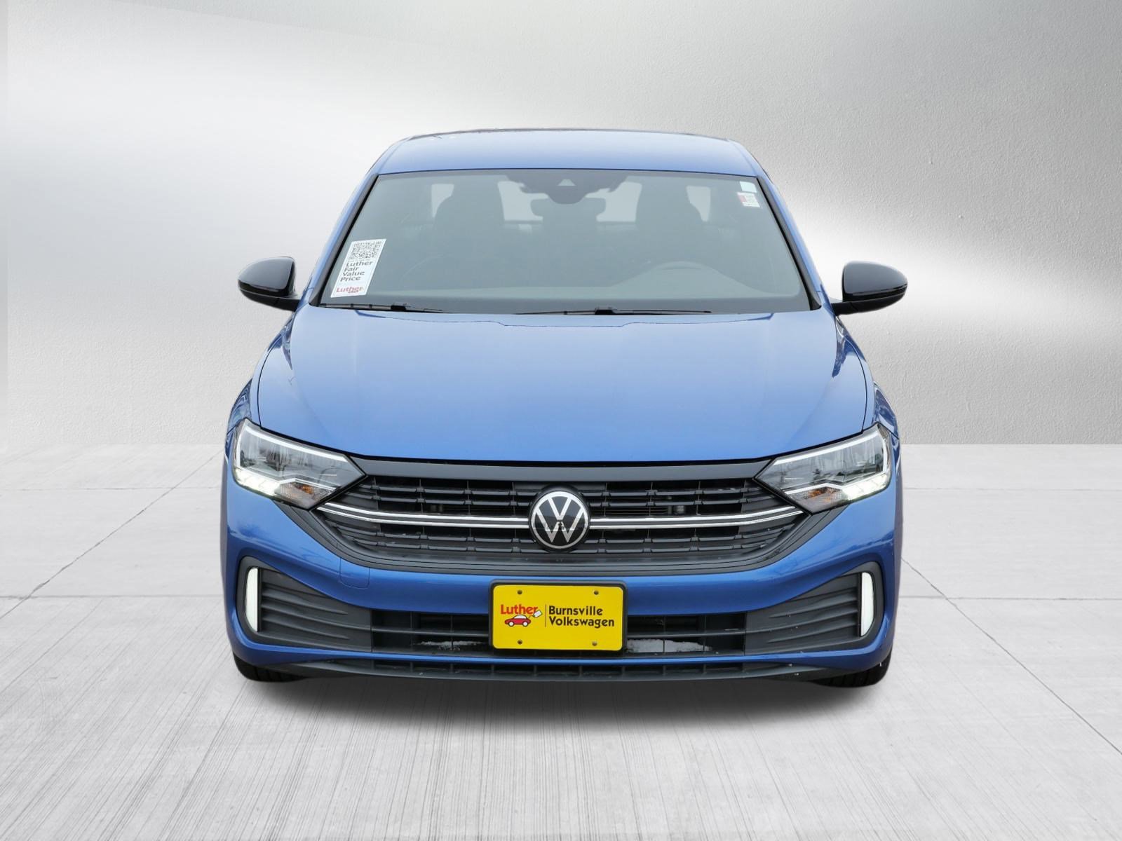 Certified 2024 Volkswagen Jetta Sport image 2