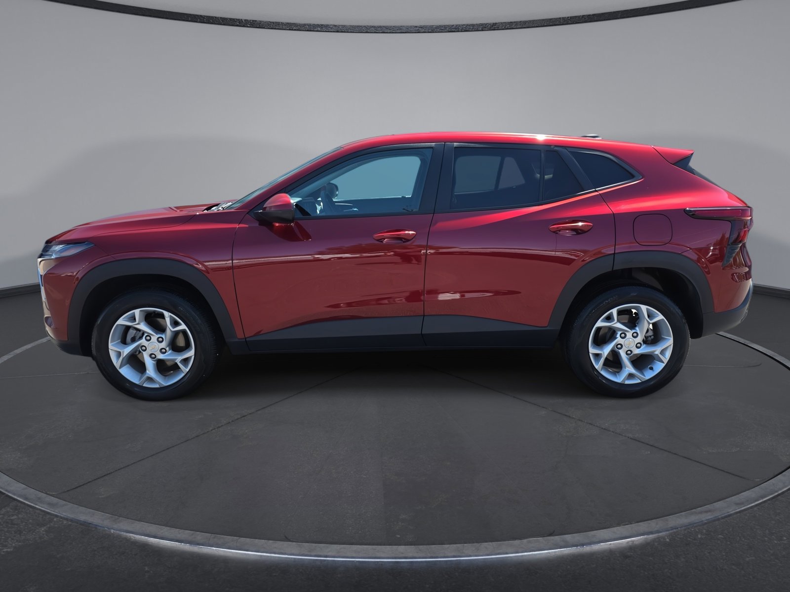 Used 2024 Chevrolet Trax LS w/ LS Convenience Package FWD image 5