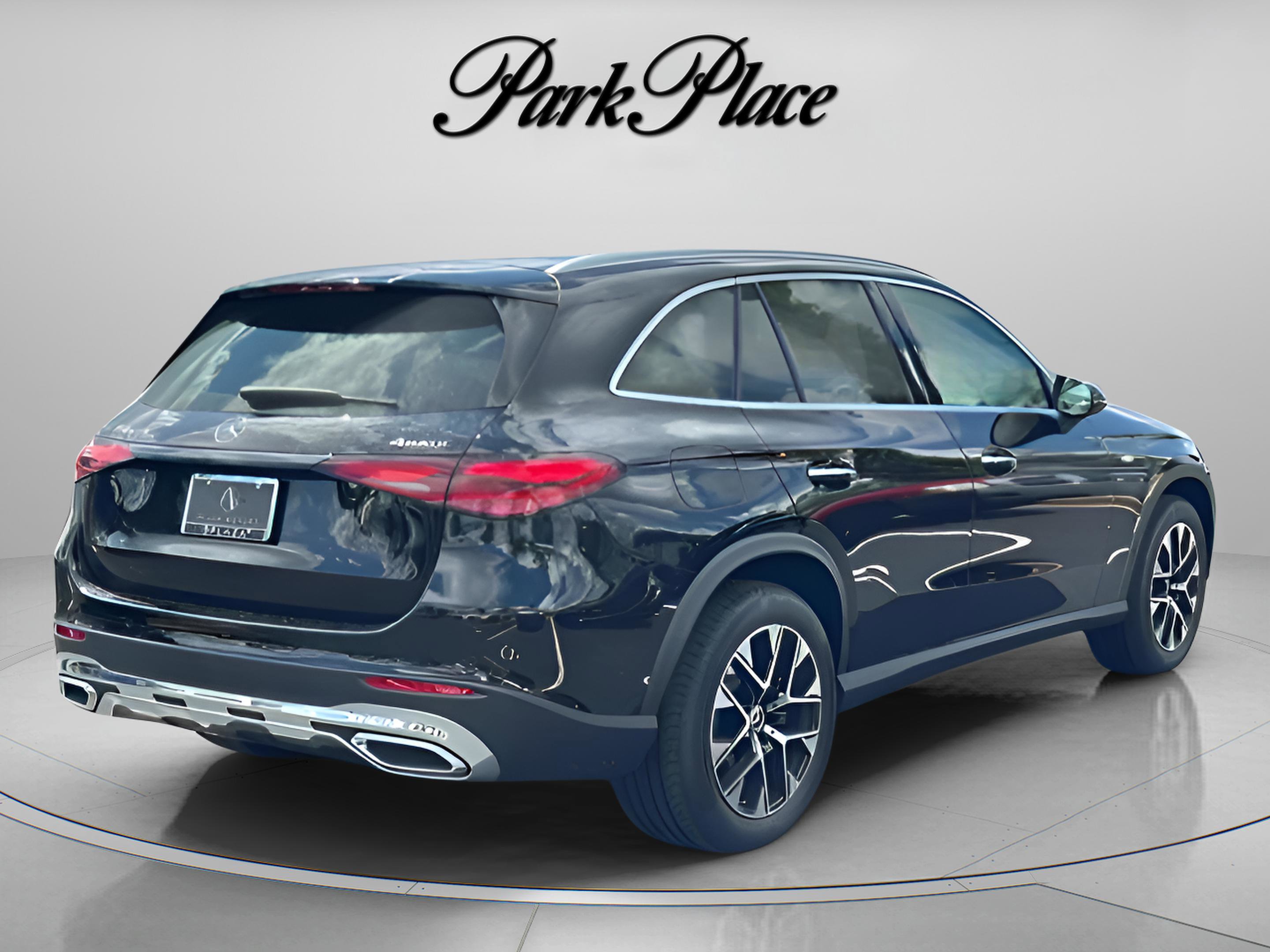 Certified 2025 Mercedes-Benz GLC 350e 4MATIC image 5