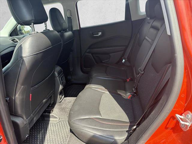 Used 2018 Jeep Compass Trailhawk w/ Navigation Group AWD/4WD image 19