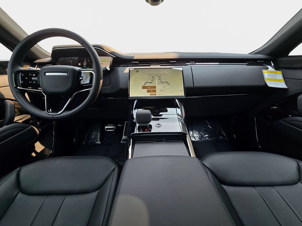New 2026 Land Rover Range Rover Sport Dynamic SE AWD/4WD image 9