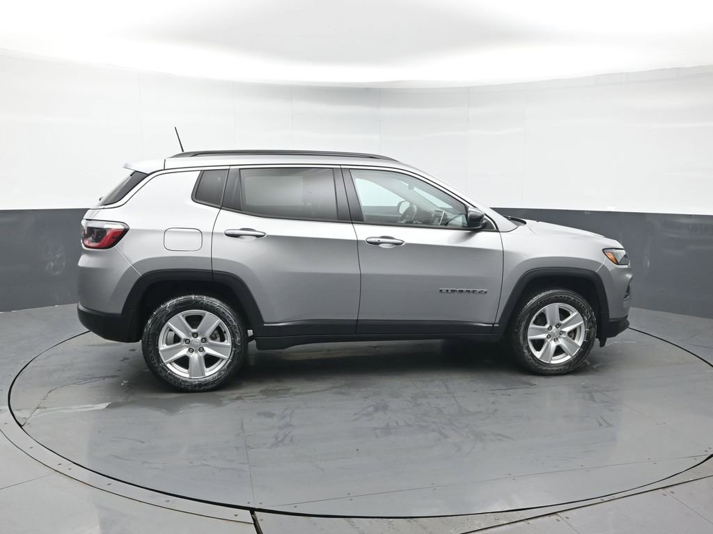 Used 2022 Jeep Compass Latitude w/ Convenience Group image 7