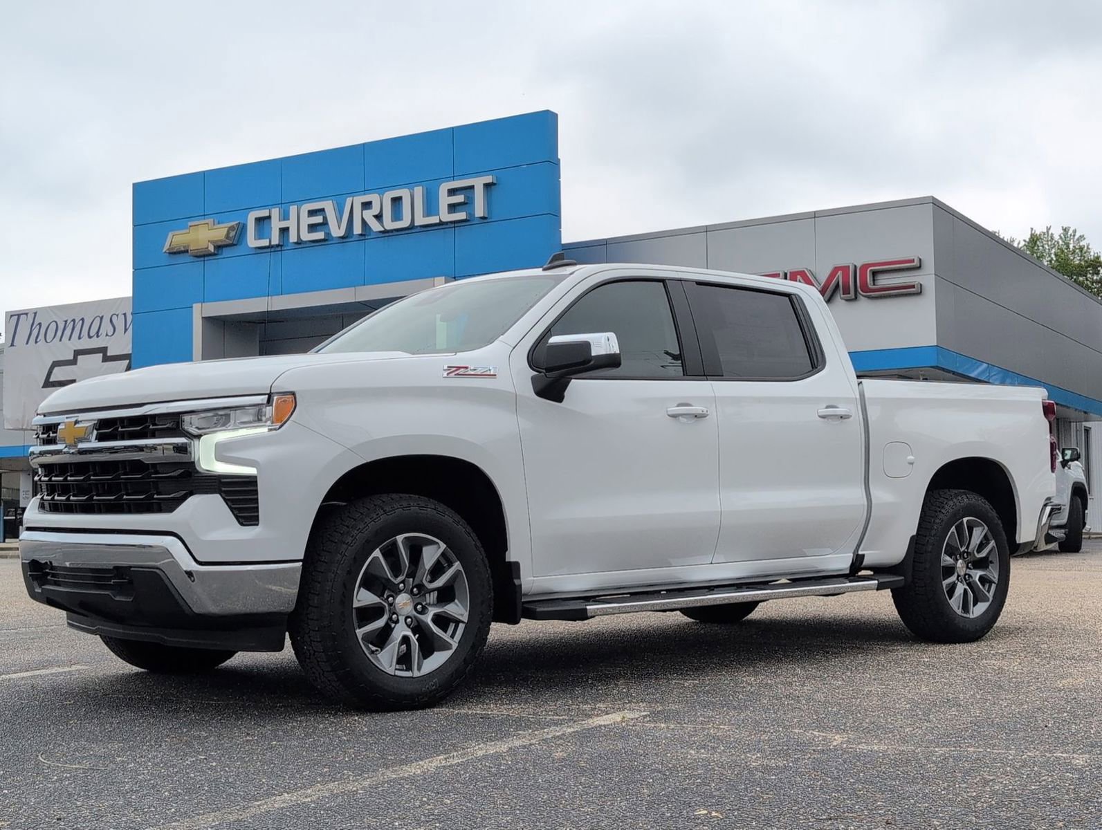 New 2026 Chevrolet Silverado 1500 LT image 1
