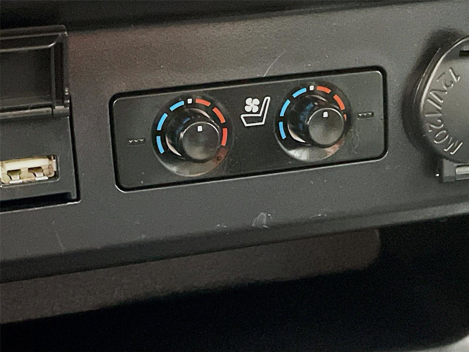 Used 2022 Toyota 4Runner Limited image 25