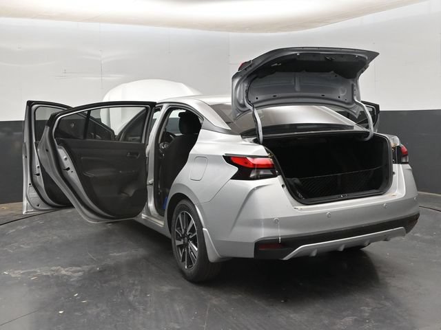New 2025 Nissan Versa SV w/ Trunk Package FWD image 26