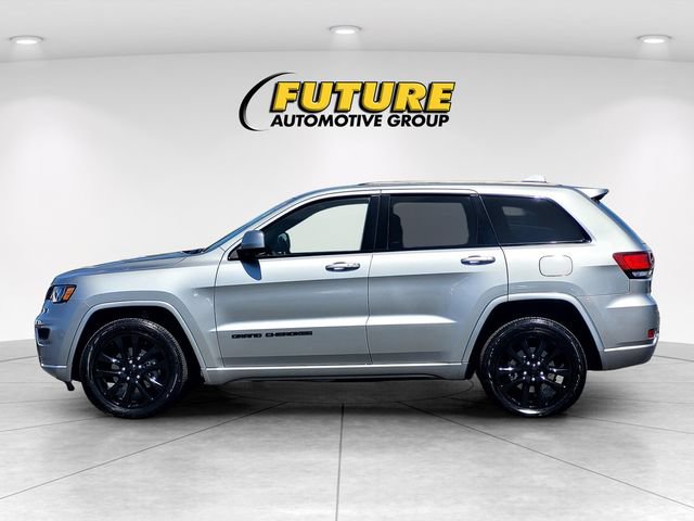 Used 2019 Jeep Grand Cherokee Altitude AWD/4WD image 7