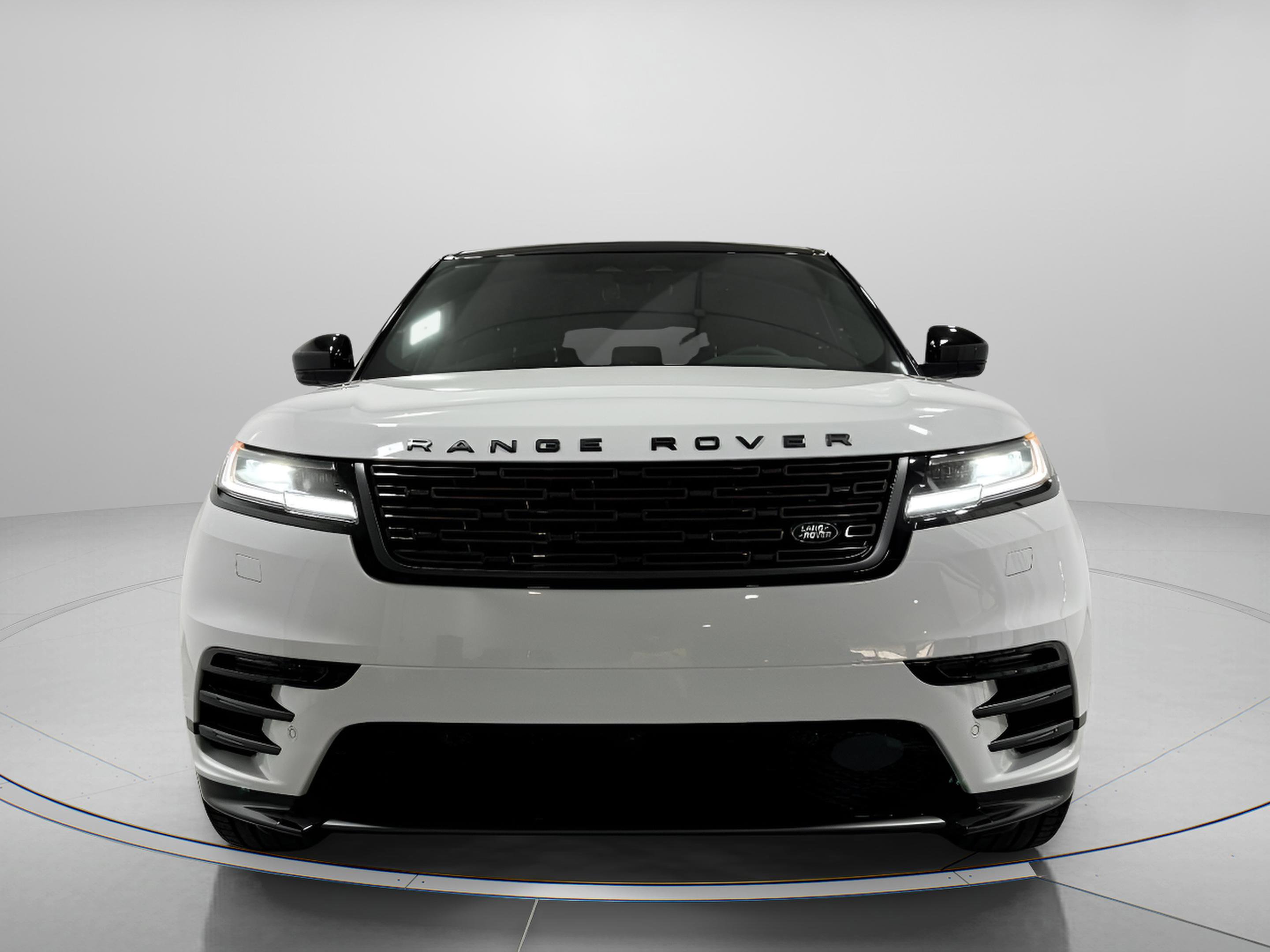 Used 2026 Land Rover Range Rover Velar Dynamic SE image 7