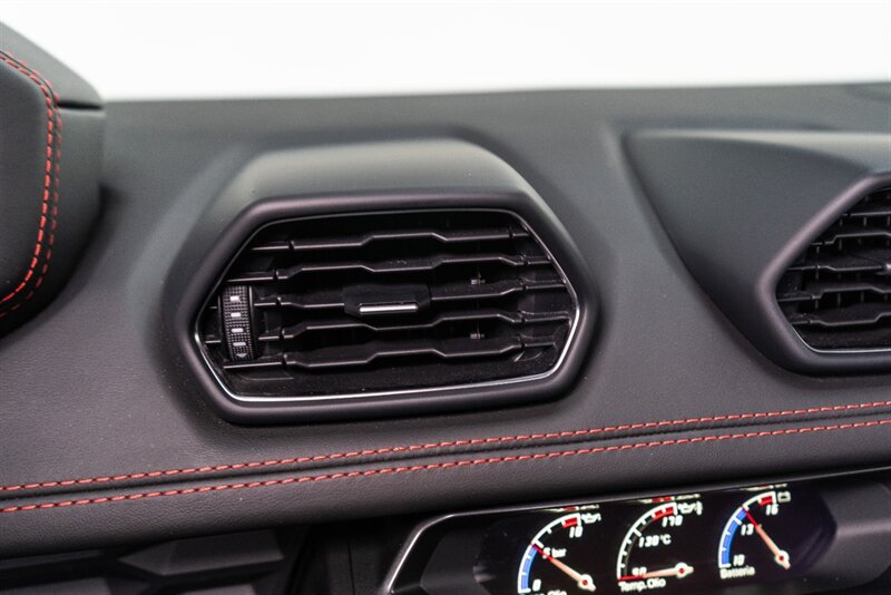Used 2016 Lamborghini Huracan LP 580-2 RWD image 82