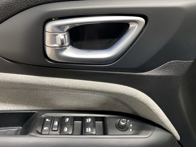 Used 2022 Jeep Compass Latitude AWD/4WD image 10