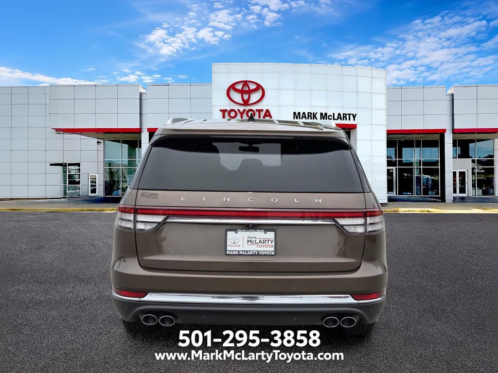 Used 2022 Lincoln Aviator Reserve w/ Equipment Group 201A AWD/4WD image 4
