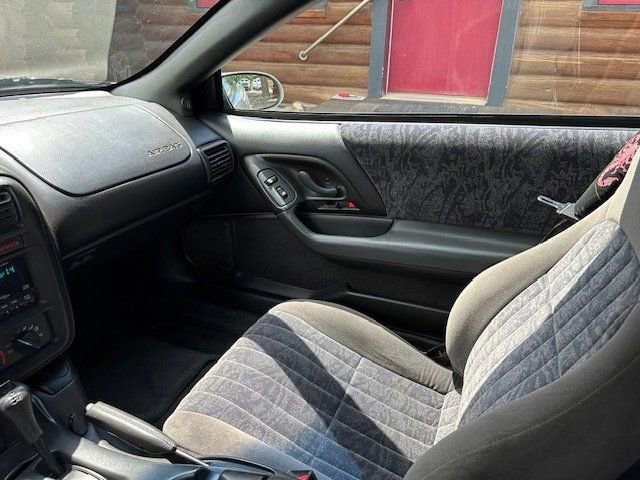 Used 2000 Chevrolet Camaro Z28 image 15