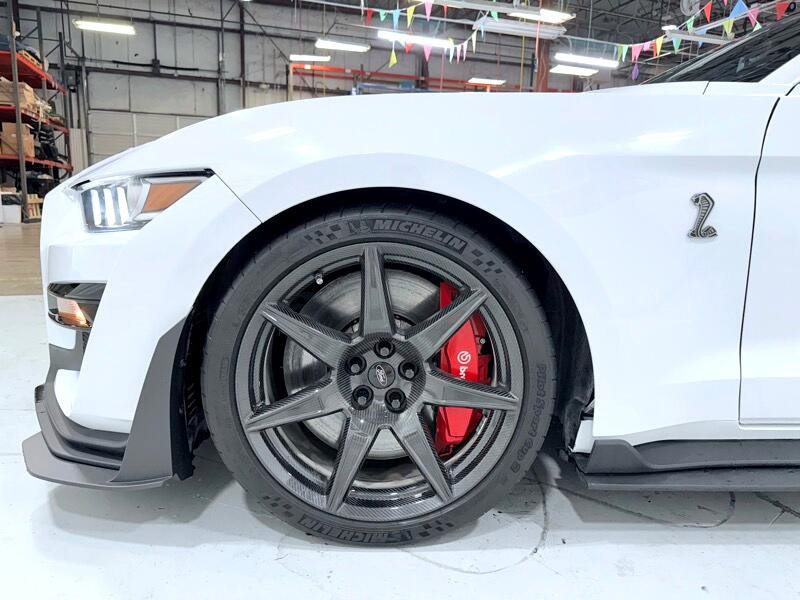 Used 2021 Ford Mustang Shelby GT500 w/ Carbon Fiber Track Pack image 10