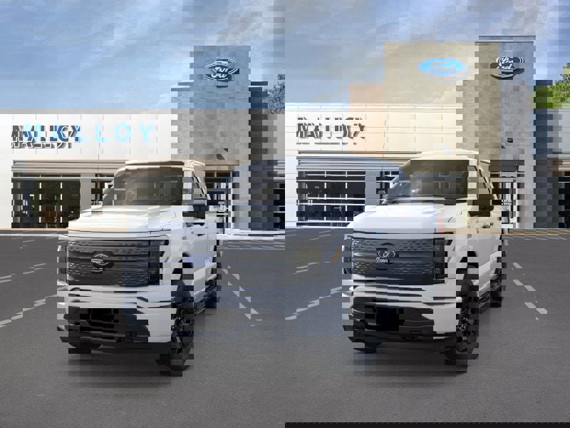 New 2025 Ford F150 Lightning XLT image 4