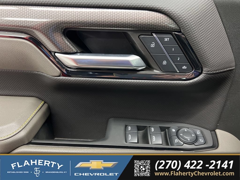 Used 2024 Chevrolet Silverado 1500 ZR2 w/ ZR2 Bison Edition AWD/4WD image 23