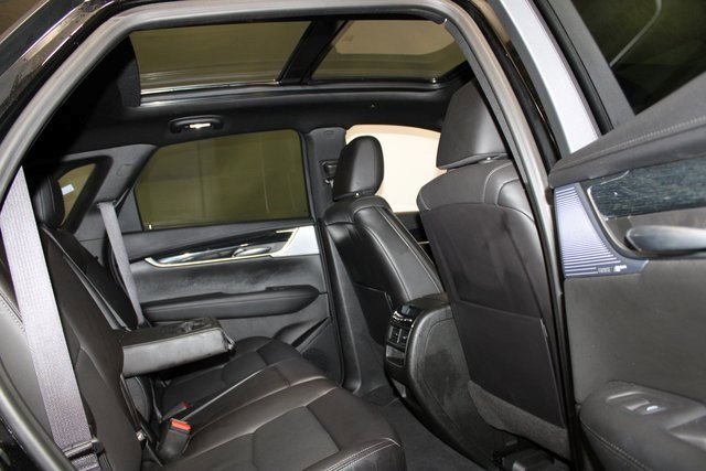 Certified 2025 Cadillac XT5 Premium Luxury image 9
