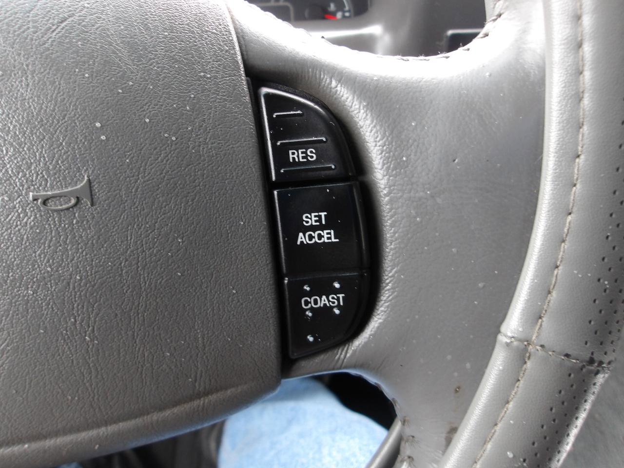 Used 2003 Ford F350 Lariat image 16